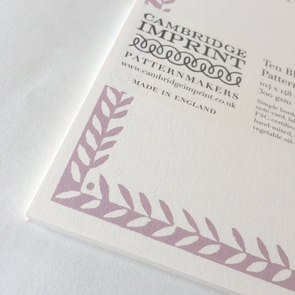 Cambridge Imprint Pack of 10 Postcards with Patterned Border