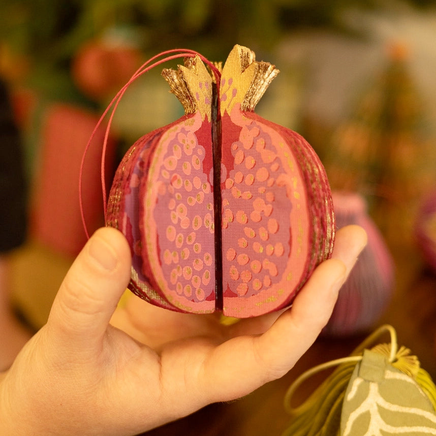 East End Press Honeycomb Fruit Decoration