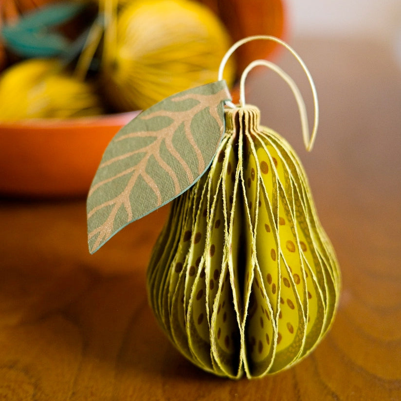East End Press Honeycomb Fruit Decoration