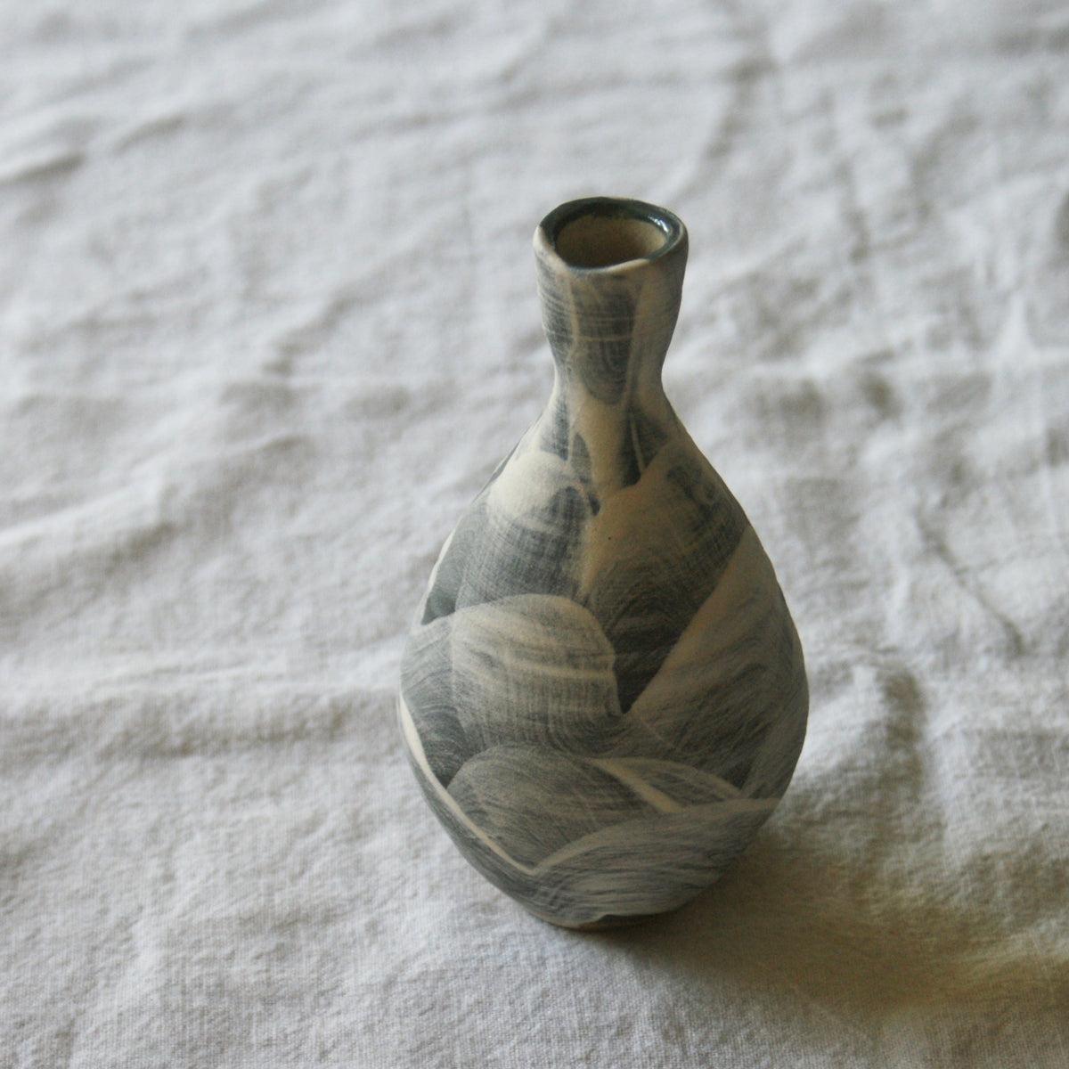 Kneeboneware Wave Bud Vase