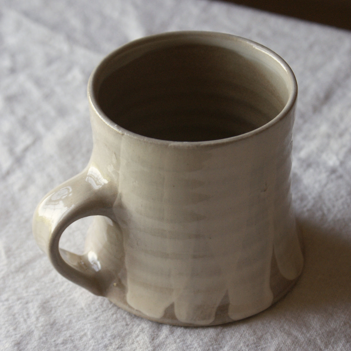 Kneeboneware Wave Mug