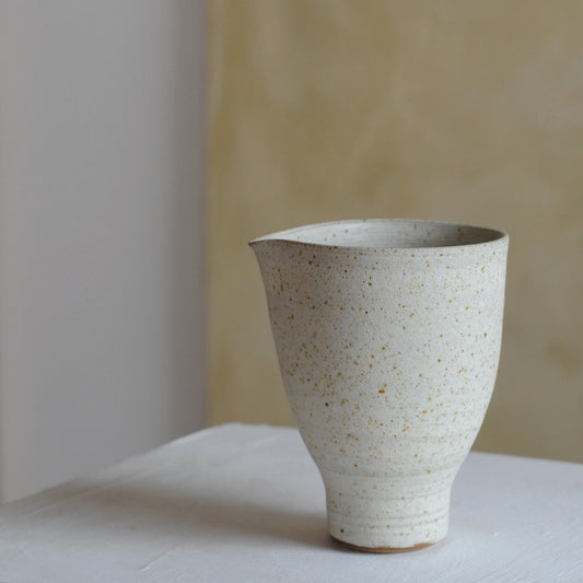 Mingyu Du Footed Pourer