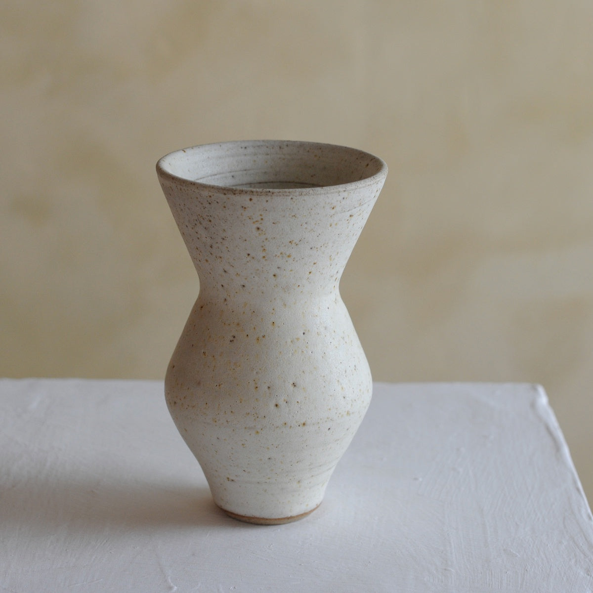 Mingyu Du Tall Bud Vase