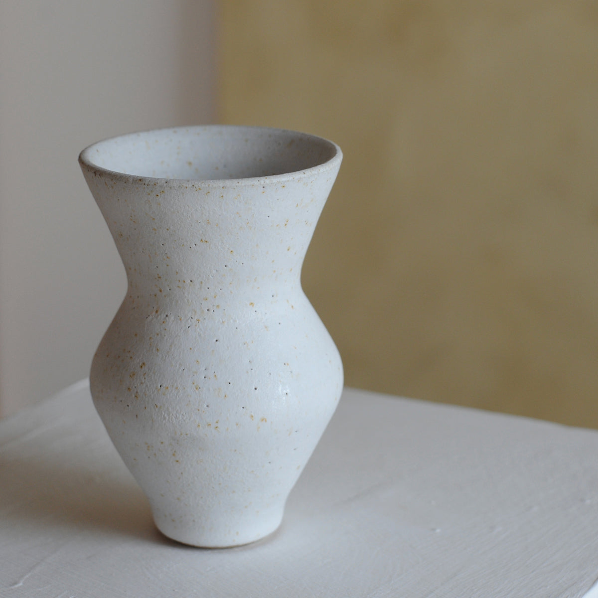 Mingyu Du Tall Bud Vase